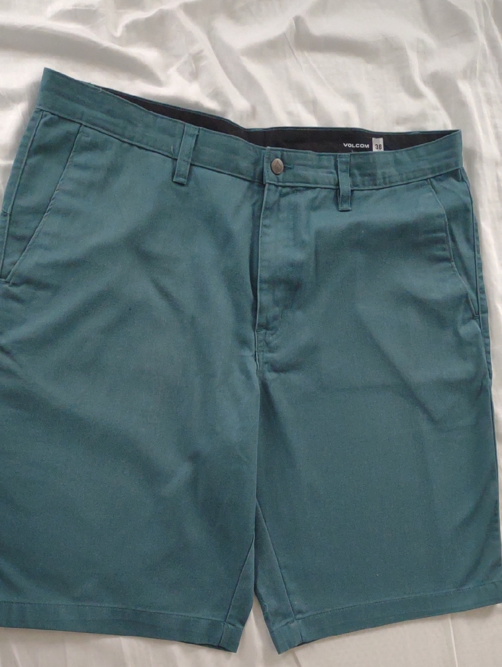 Volcom Men’s Teal Flat-Front Chino Shorts